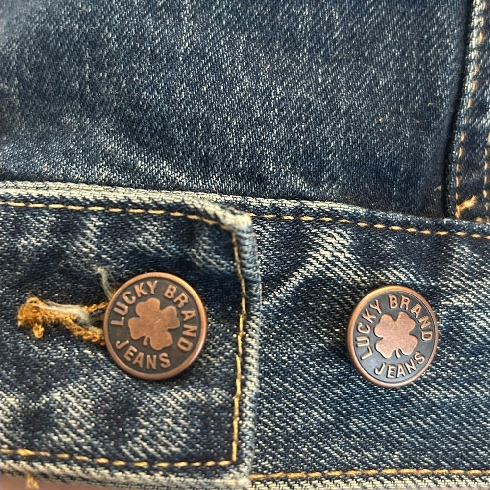 NWT Lucky Brand x Lot Stock & Barrel Denim Jacket Skull Above Below Embroidered - Picture 5 of 11